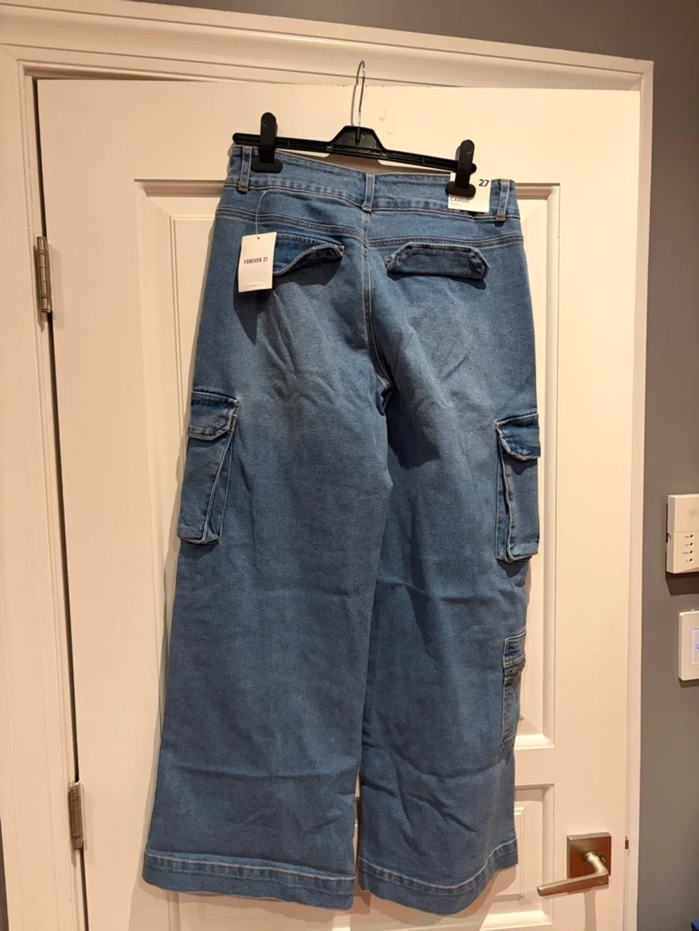 Forever 21 Light Blue Wide Leg Cargo Jeans - Picture 2 of 2